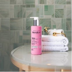 BEESLINE FEMININE GEL INTIME PEAU SENSIBLE 200ML