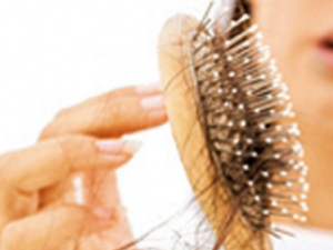 Chute de cheveux : Ne perdez pas espoir Chute de cheveux : Ne perdez pas espoir